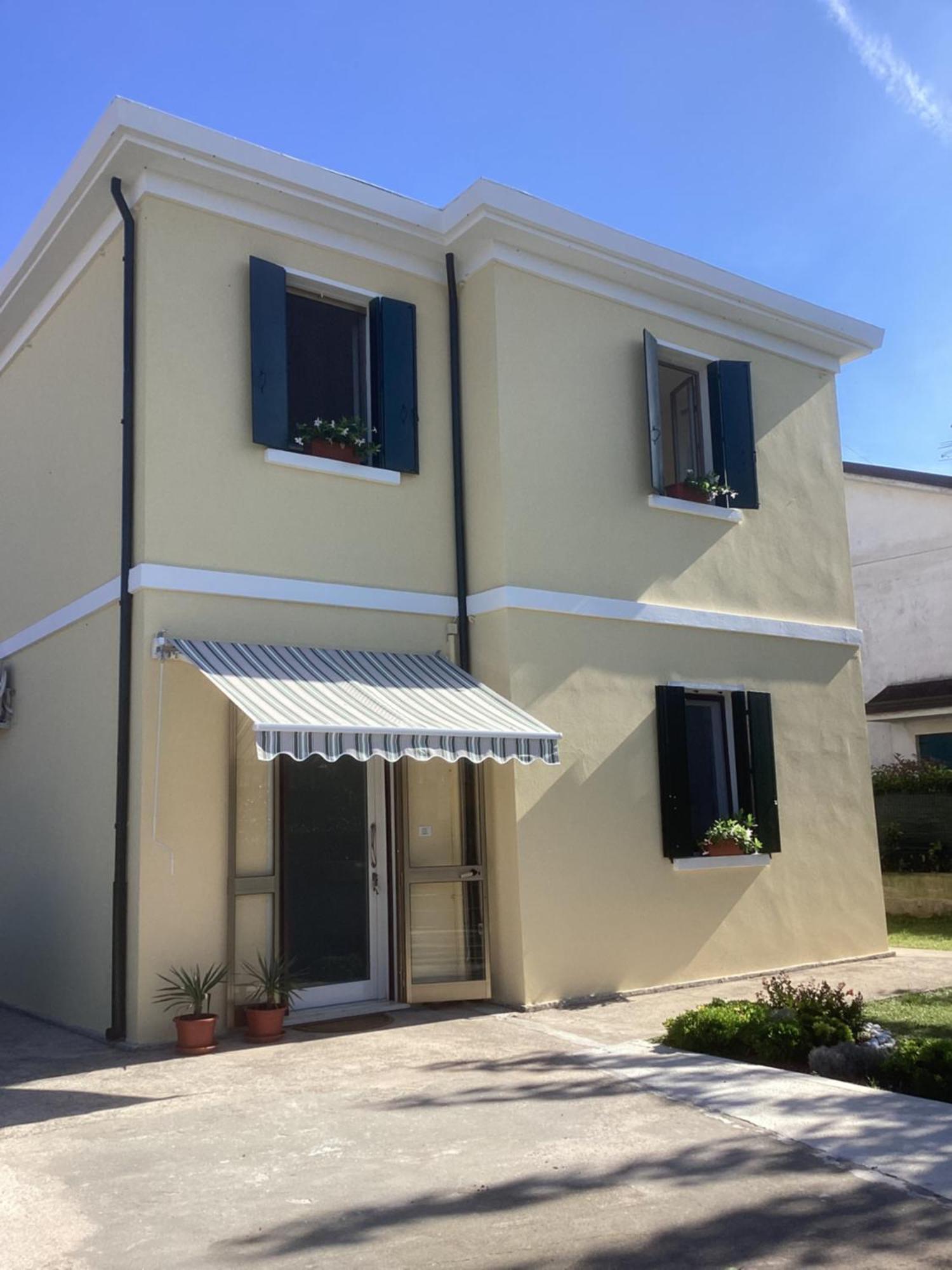 La Casa Gialla Scardovari Esterno foto